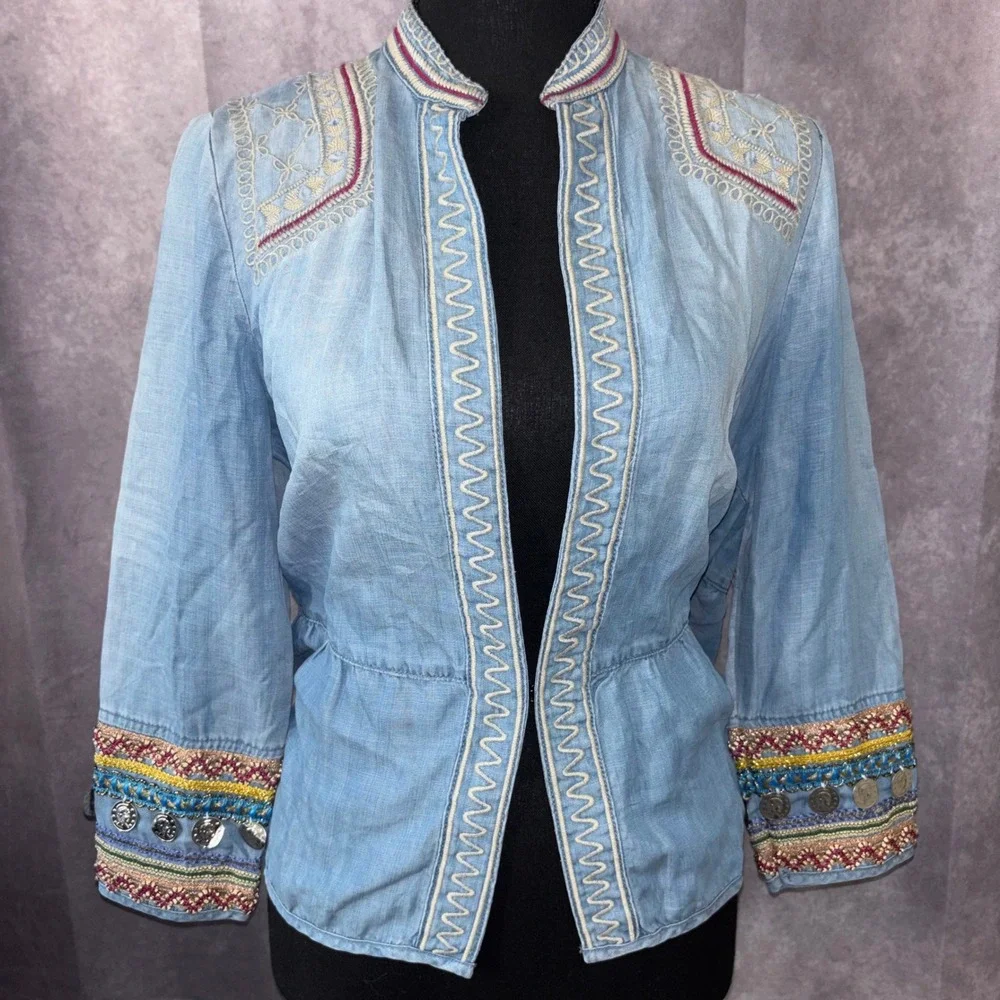 Chico's Small Blue Boho Embroidered‎ Denim Jacket CHICO's Chambray Lightweight